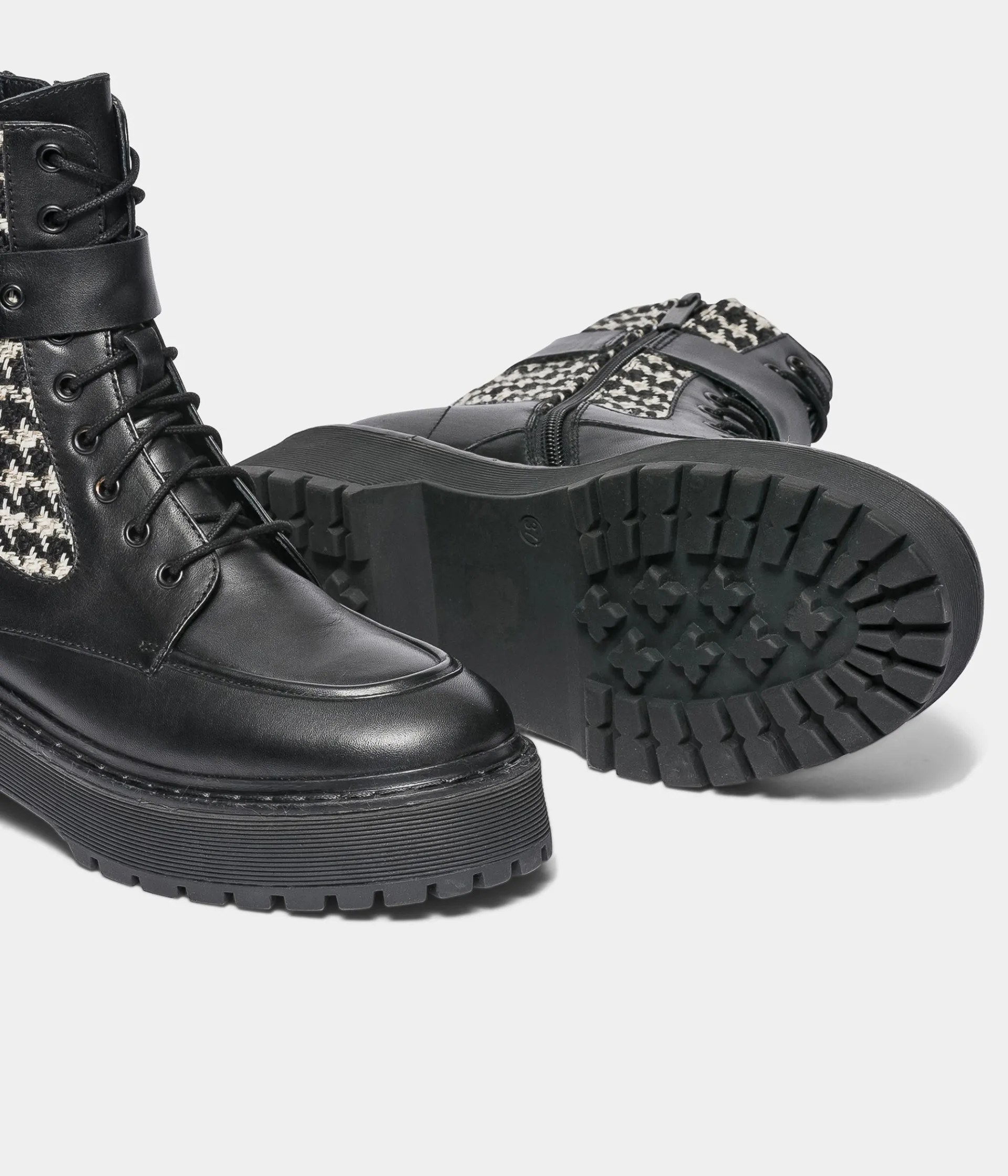 BOOTS KARTAGE Femme Boots & Bottines