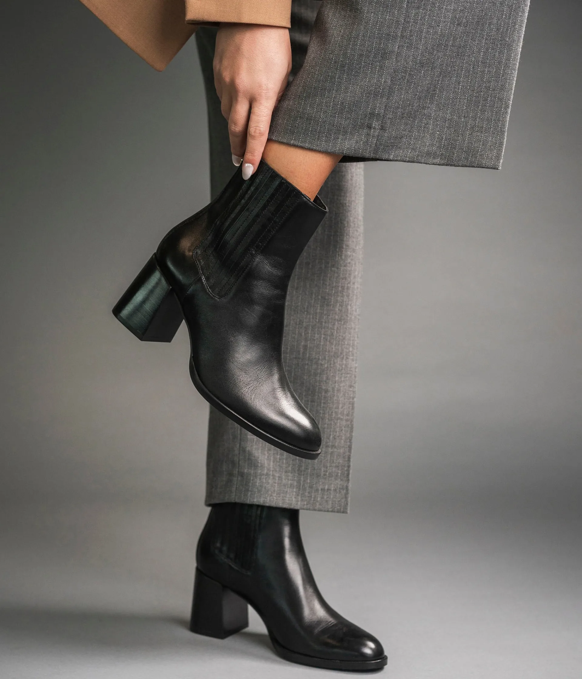 Online CHELSEA BOOTS MANON Femme Boots & Bottines