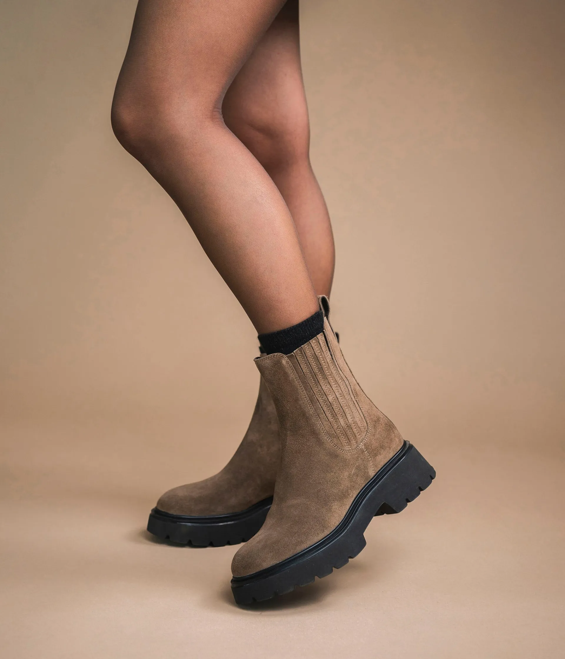 Sale CHELSEA BOOTS SUZI TAUPE Femme Boots & Bottines