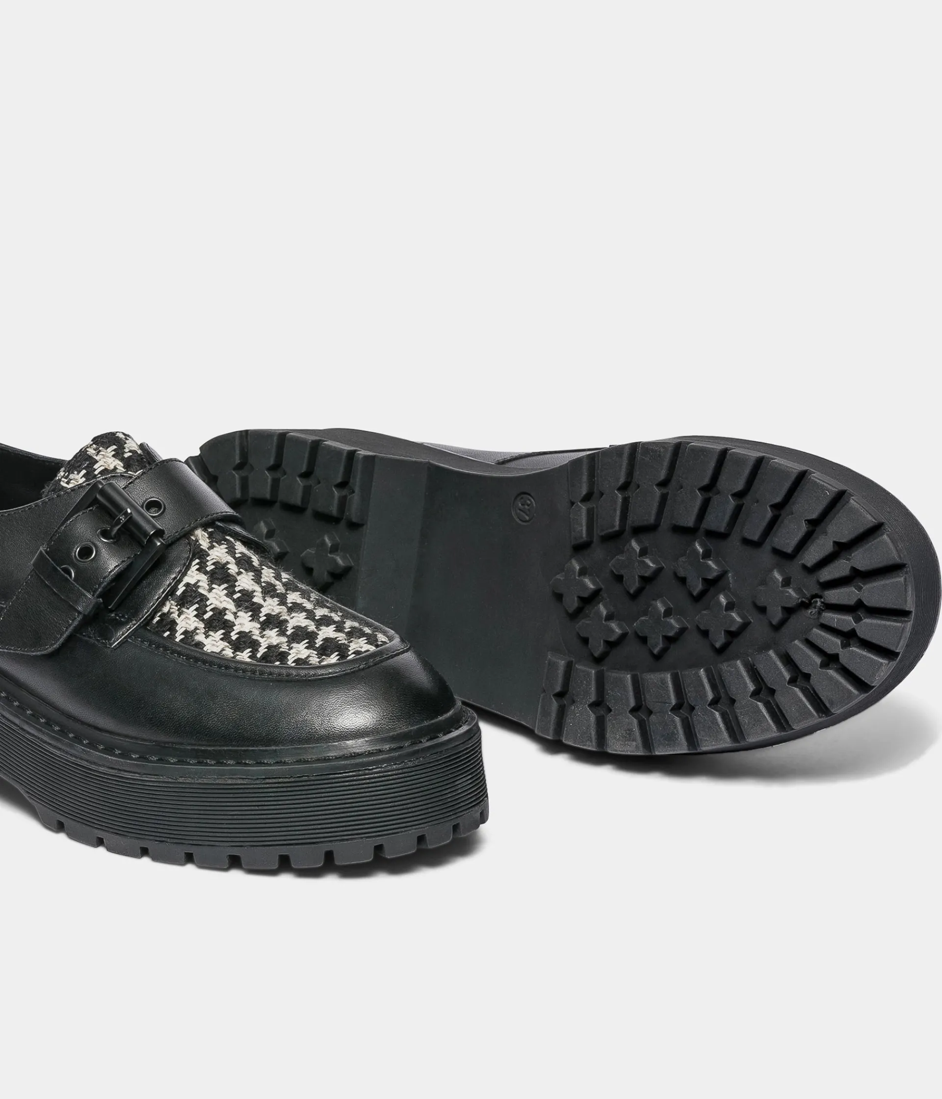 DERBY CARIOTA Femme Mocassins|Derbies