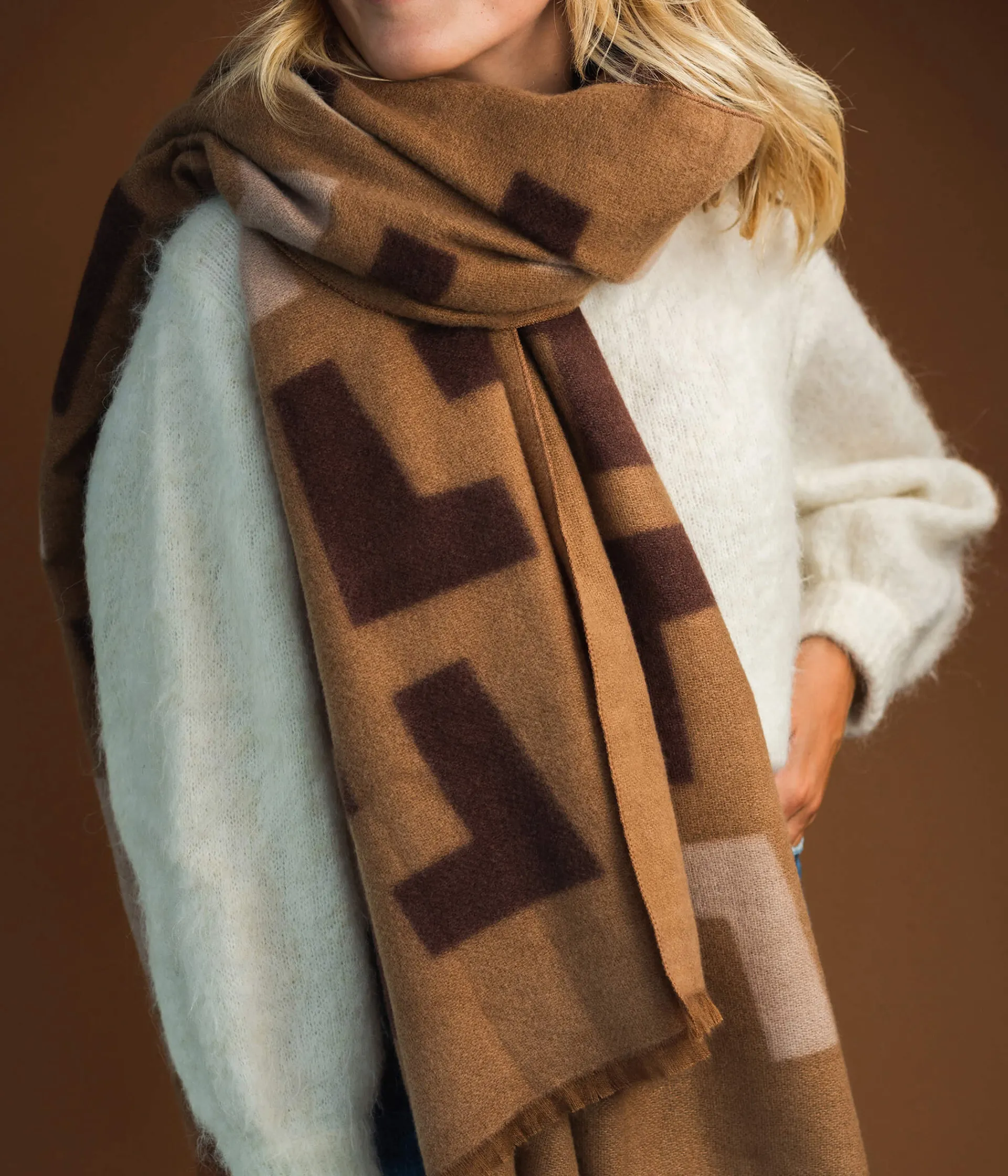 New ECHARPE CARMELA Femme Foulards & Écharpes